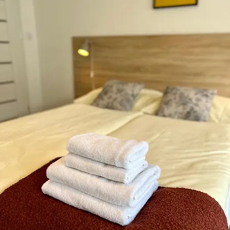 Azalia Quarto em Acomodações Particulares