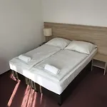 Homestay Azalia